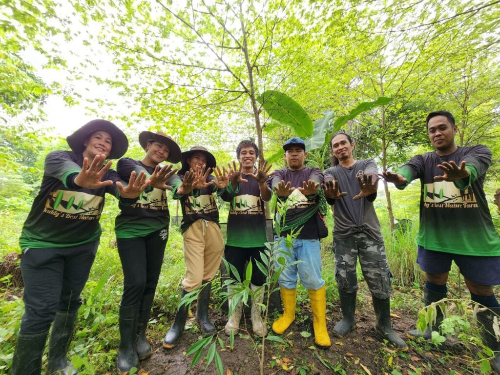 photo_6246798279132169719_y